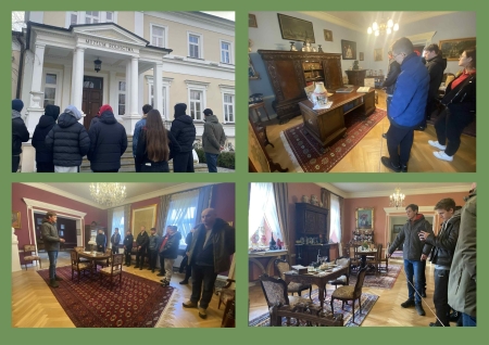 Wycieczka klasy 8 do Ciechanowca